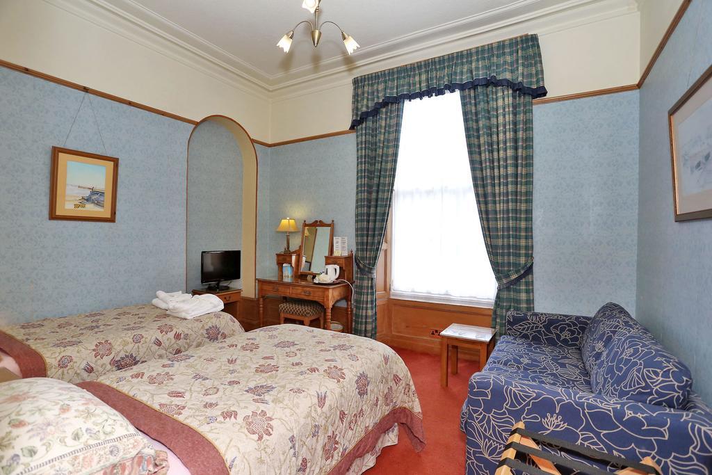 Butlers Guest House Aberdeen Exterior photo